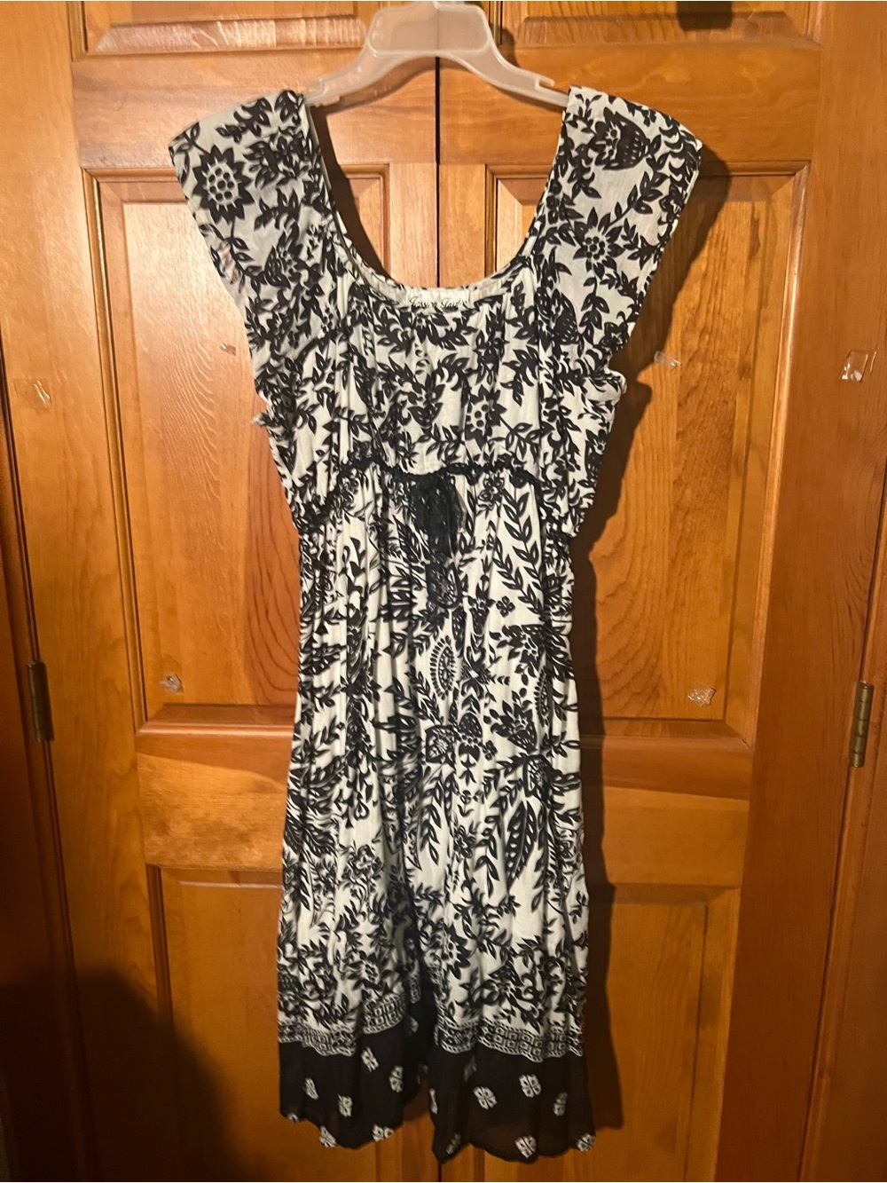 Black and White Floral Midi Dress with Scoop Neck